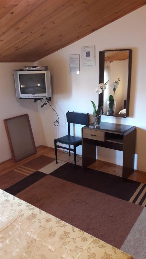 Apartments And Rooms Ana Pomer 217 외부 사진